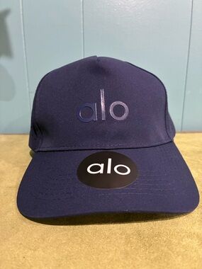 ALO Yoga | Accessories | Alo Yoga District Trucker Hat One Size